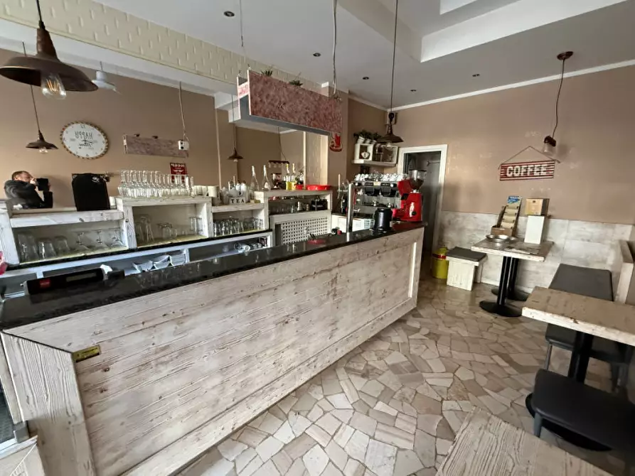 Immagine 10 di Negozio in affitto  in via Legione Antonini 180 a Vicenza