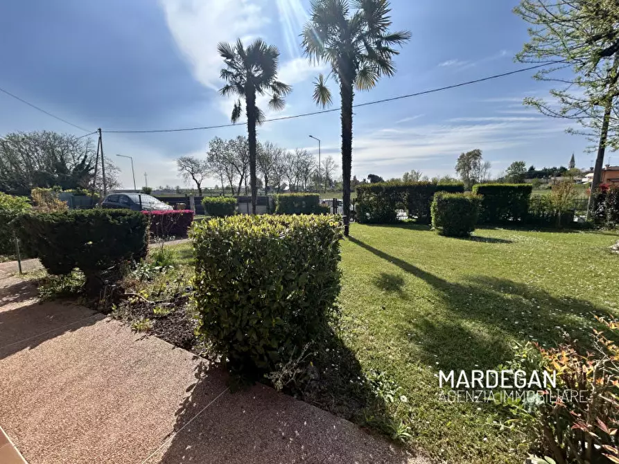 Immagine 4 di Casa indipendente in vendita  in VIA FEDERICO PRIULI a Castelfranco Veneto