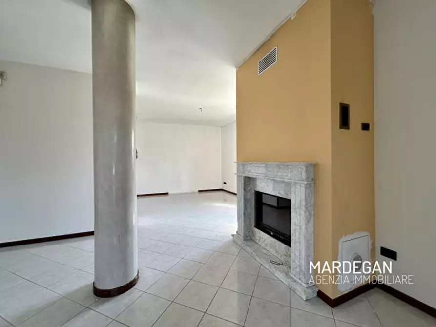 Immagine 9 di Casa indipendente in vendita  in VIA FEDERICO PRIULI a Castelfranco Veneto