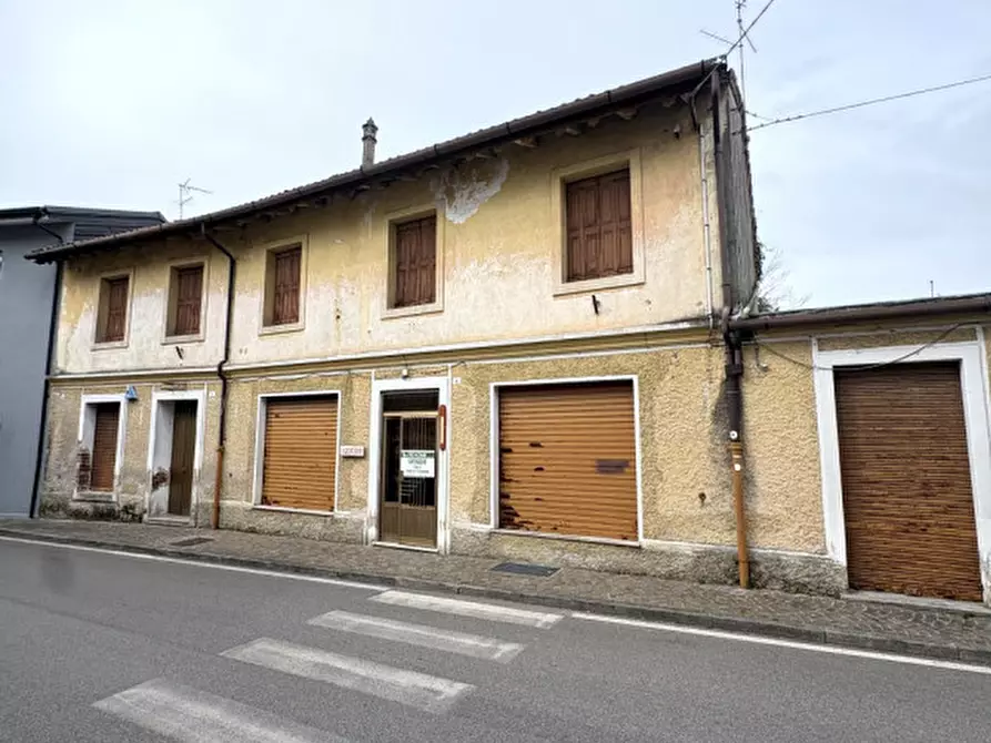 Immagine 2 di Palazzo in vendita  in Via Venti Settembre, 6 a Pozzuolo Del Friuli