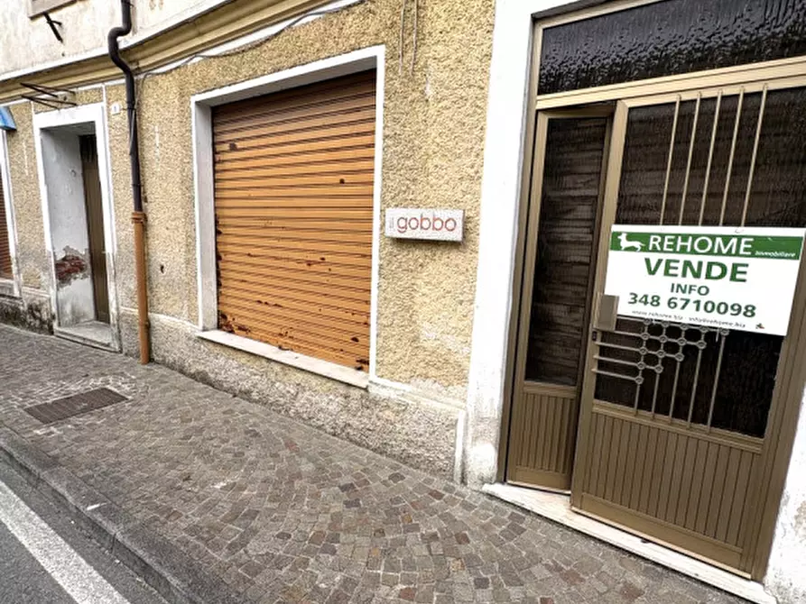 Immagine 4 di Palazzo in vendita  in Via Venti Settembre, 6 a Pozzuolo Del Friuli