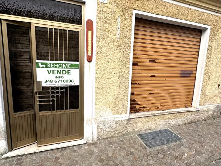 Immagine 5 di Palazzo in vendita  in Via Venti Settembre, 6 a Pozzuolo Del Friuli