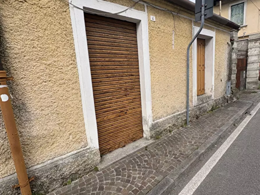 Immagine 8 di Palazzo in vendita  in Via Venti Settembre, 6 a Pozzuolo Del Friuli