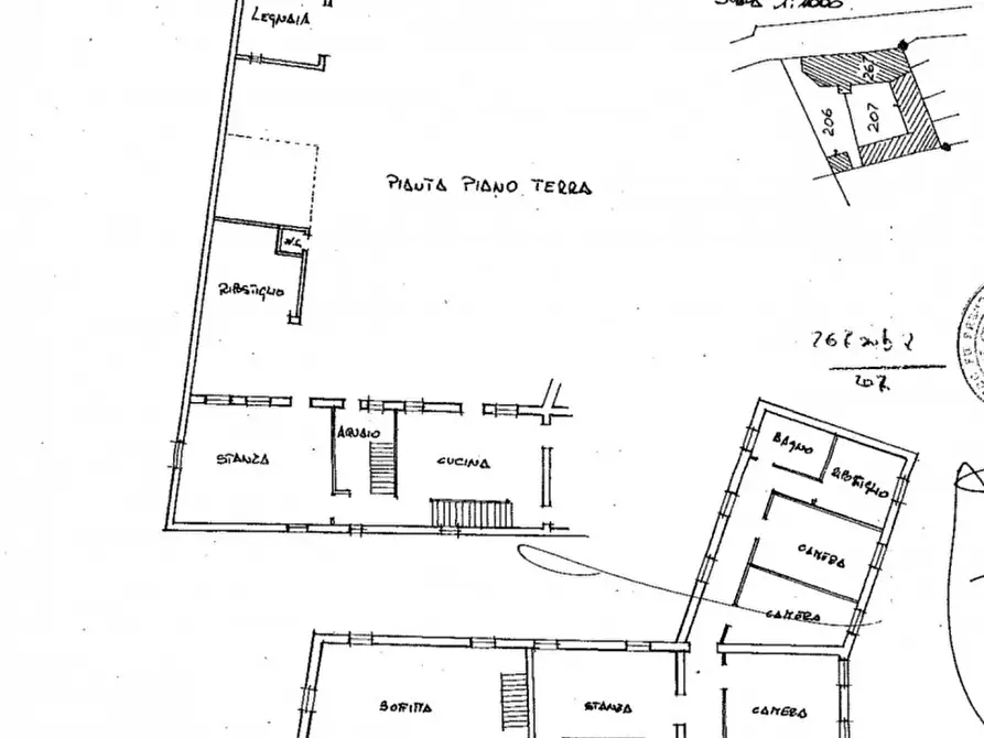 Immagine 12 di Palazzo in vendita  in Via Venti Settembre, 6 a Pozzuolo Del Friuli