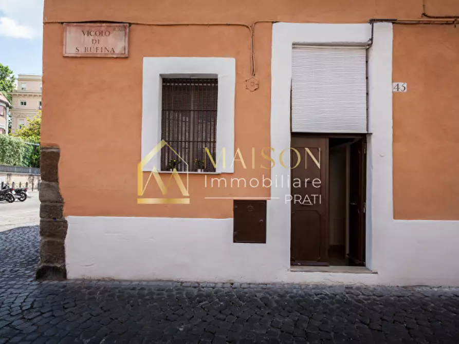 Immagine 20 di Appartamento in vendita  in Vicolo di Santa Rufina a Roma