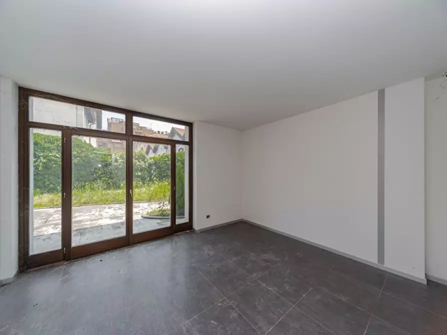 Immagine 7 di Ufficio in affitto  in Via Lauro Vezzani 3 a Bernareggio