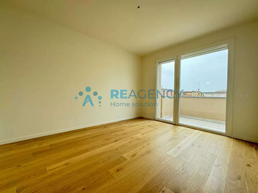 Immagine 12 di Villa in vendita  in Via Santa Chiara a Bassano Del Grappa