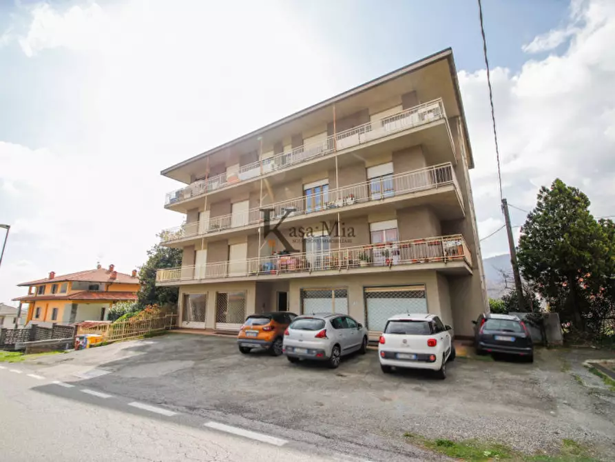 Immagine 2 di Appartamento in vendita  in Via Luigi Einaudi a Forno Canavese