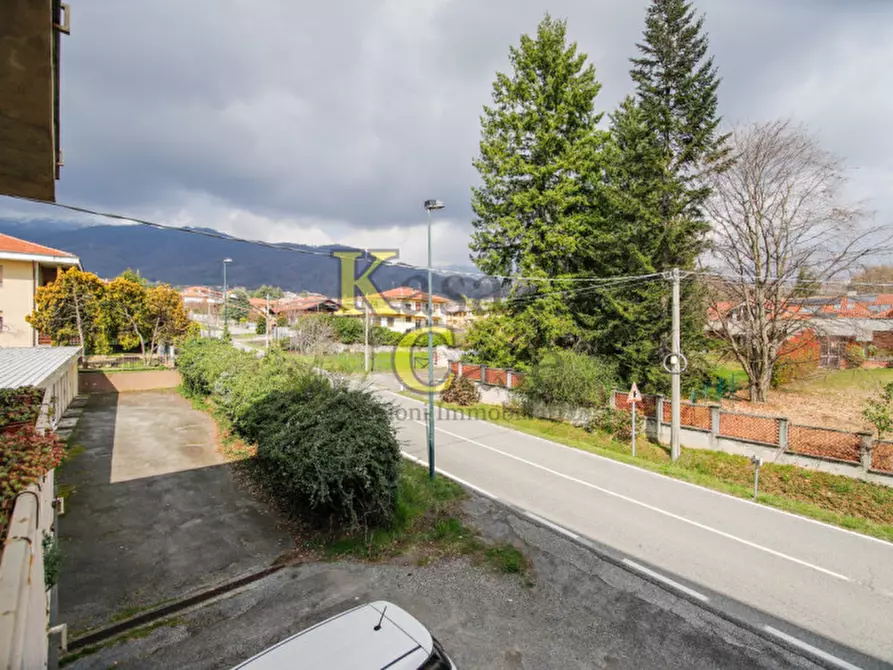 Immagine 4 di Appartamento in vendita  in Via Luigi Einaudi a Forno Canavese