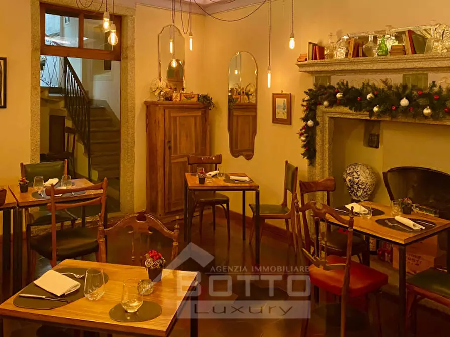 Immagine 2 di Attività commerciale in vendita  in CAIRE ALBERTOLETTI 13 a Orta San Giulio