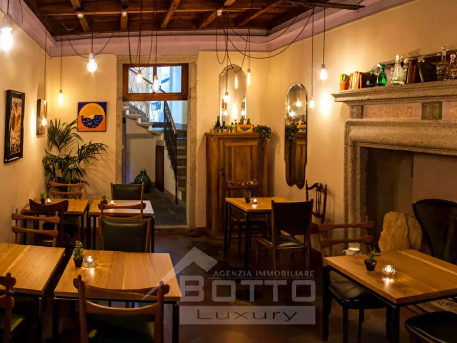 Immagine 8 di Attività commerciale in vendita  in CAIRE ALBERTOLETTI 13 a Orta San Giulio