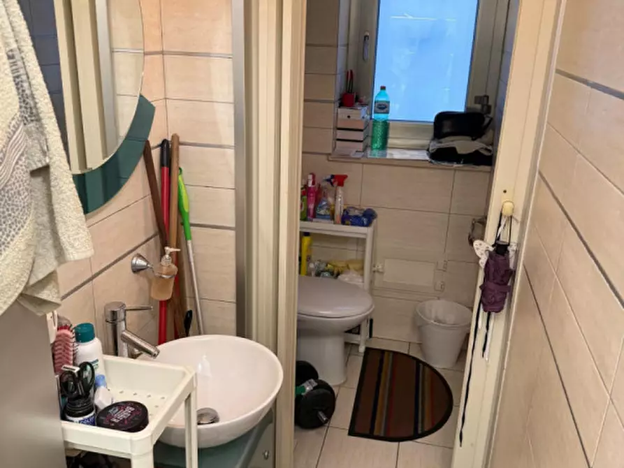 Immagine 9 di Negozio in vendita  in Via Antonio Gramsci a Ceglie Messapico