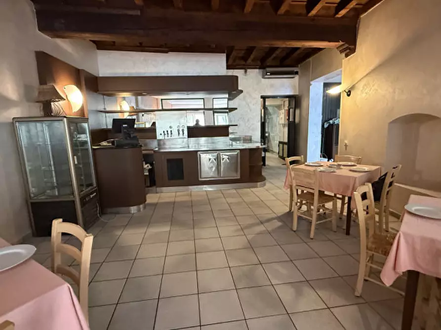 Immagine 3 di Attività commerciale in vendita  in Contrada Santa Croce a Brescia