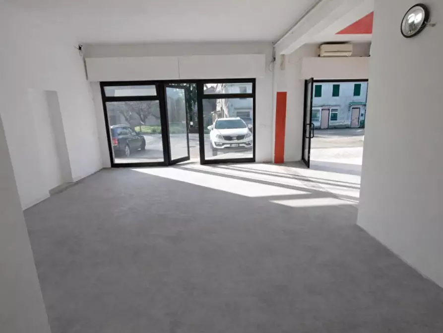 Immagine 4 di Negozio in affitto  in Via Nazario Sauro 184 a San Donà Di Piave