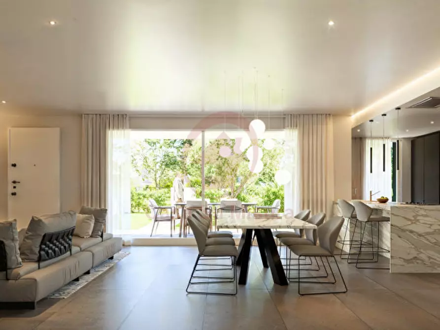 Immagine 13 di Appartamento in vendita  in Via Chiesa a Stra