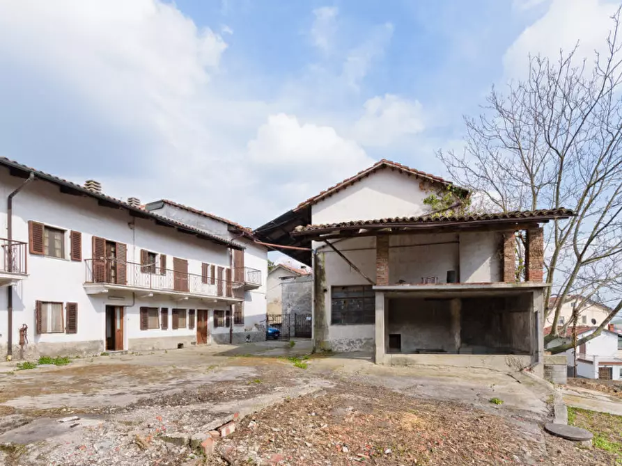 Immagine 1 di Rustico / casale in vendita  in VIA ROMA 21 a Baldissero Torinese