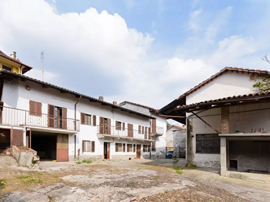 Immagine 3 di Rustico / casale in vendita  in VIA ROMA 21 a Baldissero Torinese
