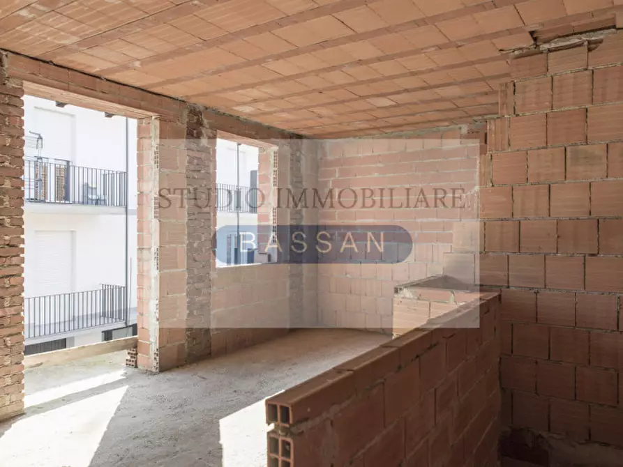 Immagine 3 di Rustico / casale in vendita  in Via San Giorgio 6 a Casorate Sempione