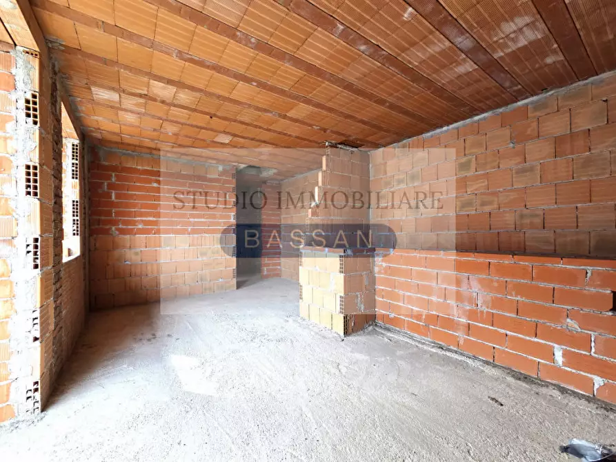 Immagine 12 di Rustico / casale in vendita  in Via San Giorgio 6 a Casorate Sempione