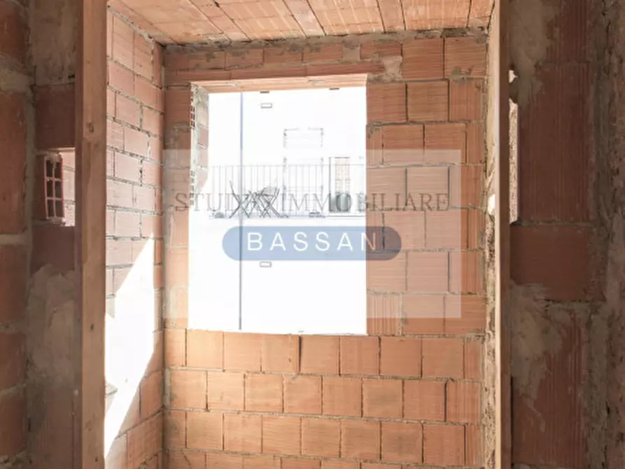 Immagine 18 di Rustico / casale in vendita  in Via San Giorgio 6 a Casorate Sempione