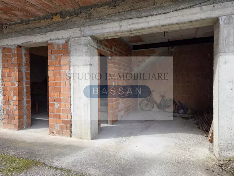 Immagine 21 di Rustico / casale in vendita  in Via San Giorgio 6 a Casorate Sempione