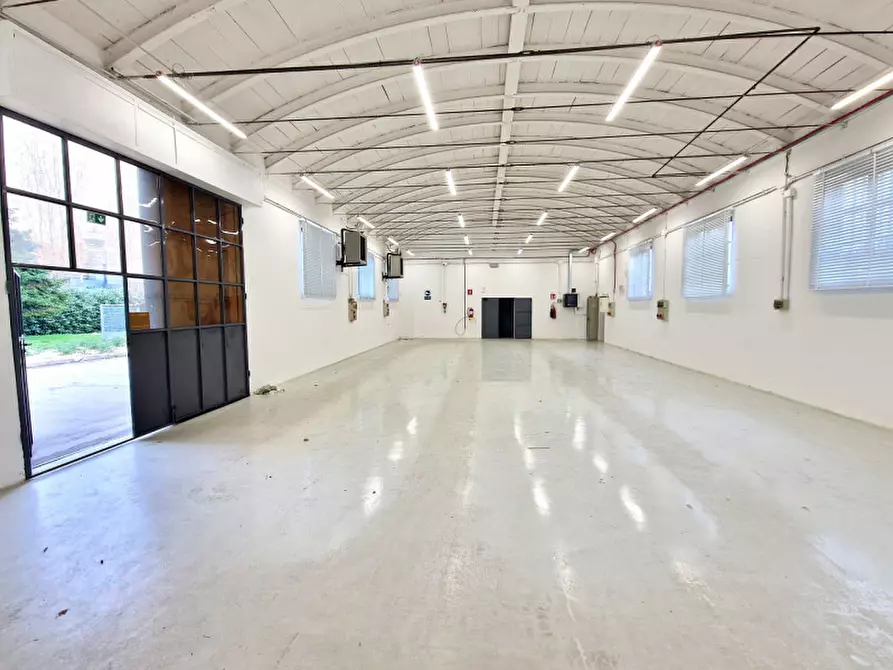 Immagine 1 di Magazzino in affitto  in Via Mavora, 13 a Sant'agata Bolognese