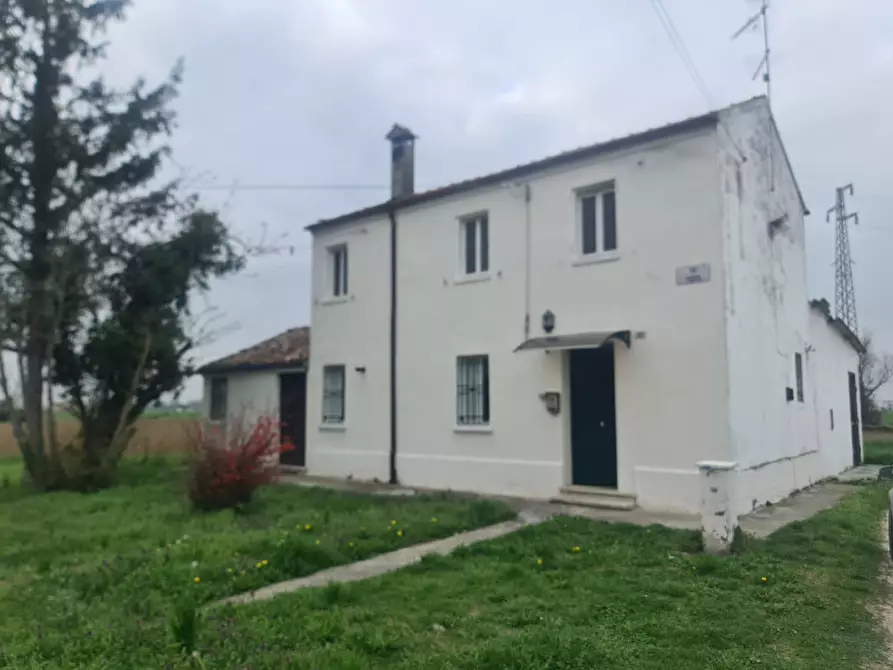 Immagine 1 di Casa indipendente in vendita  in VIA PIOPPA 12 a Migliaro