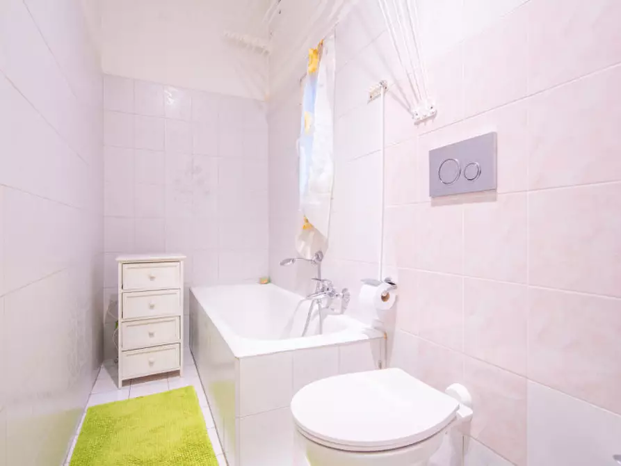 Immagine 27 di Appartamento in vendita  in Via Giulio Uberti 5 a Milano