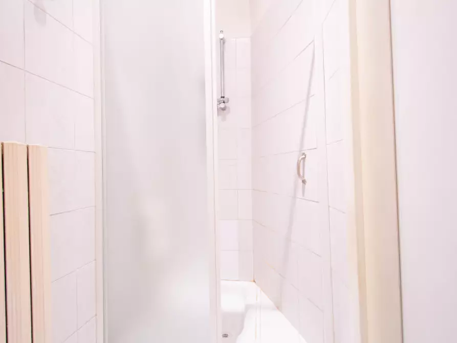 Immagine 28 di Appartamento in vendita  in Via Giulio Uberti 5 a Milano