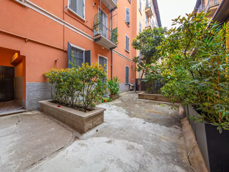 Immagine 34 di Appartamento in vendita  in Via Giulio Uberti 5 a Milano