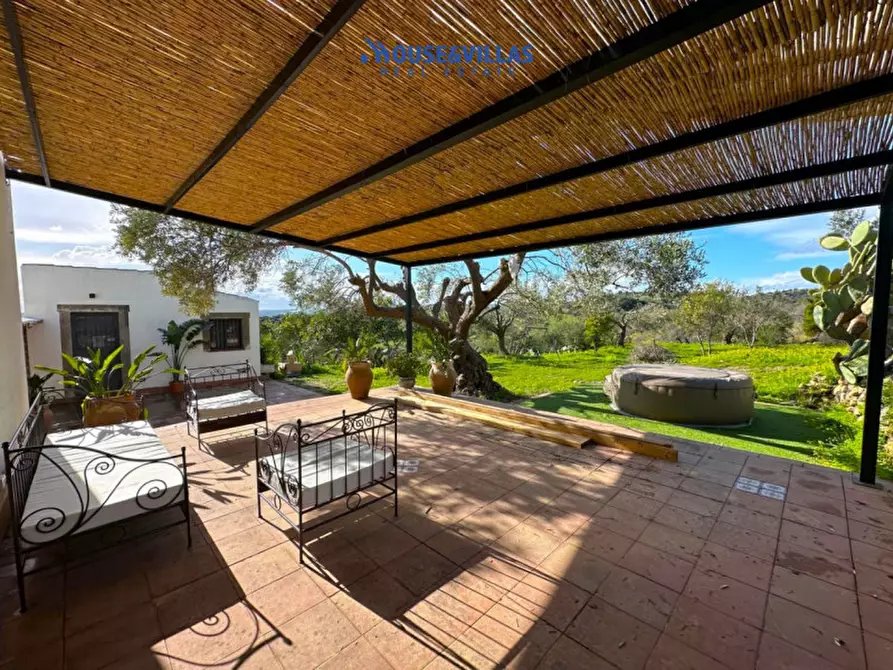 Immagine 2 di Rustico / casale in vendita  in Contrada san Paolo a Noto