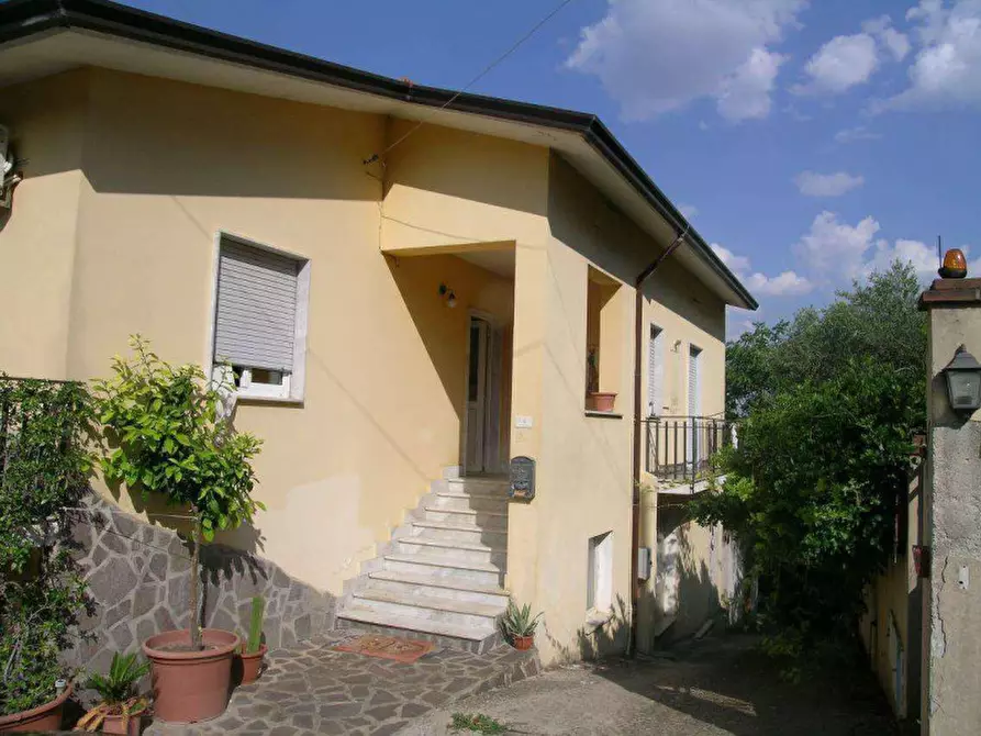 Immagine 2 di Casa indipendente in vendita  in Via Cesare Battisti, 82018 San Nazzaro Benevento a San Nazzaro