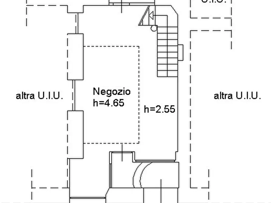 Immagine 7 di Negozio in affitto  in Via Cintia, 34 a Rieti