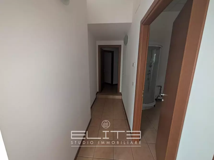 Immagine 7 di Laboratorio in vendita  in Piazza del Plebiscito a Ancona