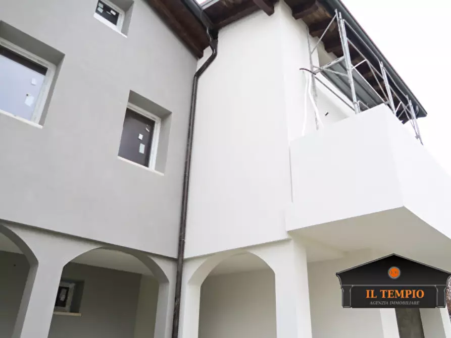 Immagine 1 di Villetta a schiera in vendita  in Via Papa Luciani a Bolzano Vicentino