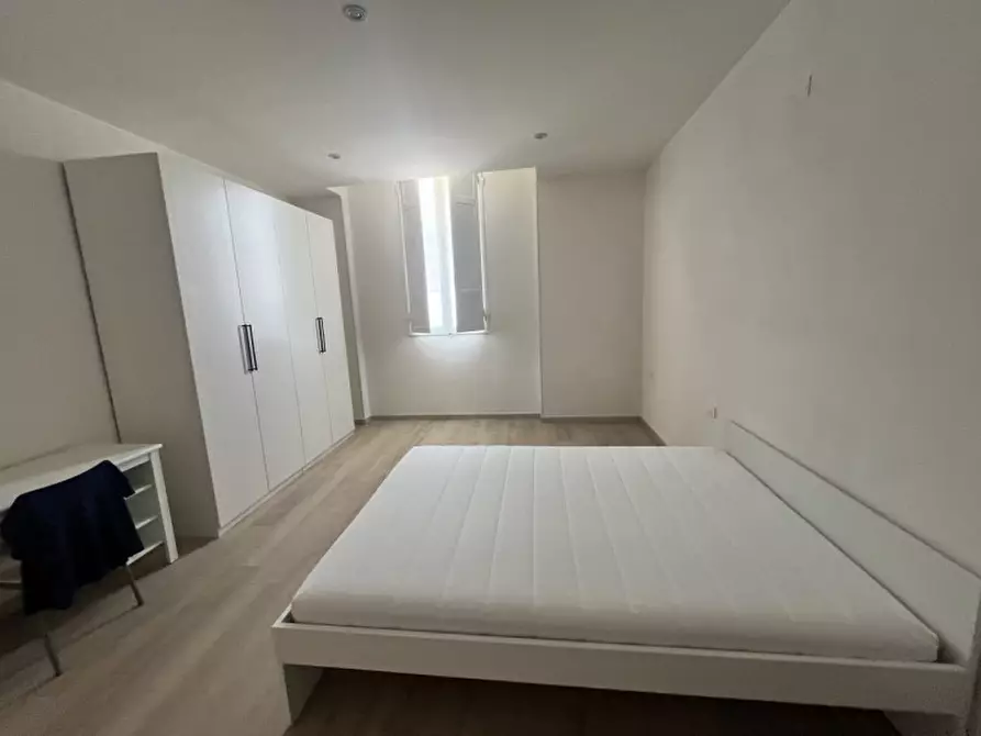 Immagine 5 di Appartamento in vendita  in VIA  MASSENZIO MASIA a Bologna