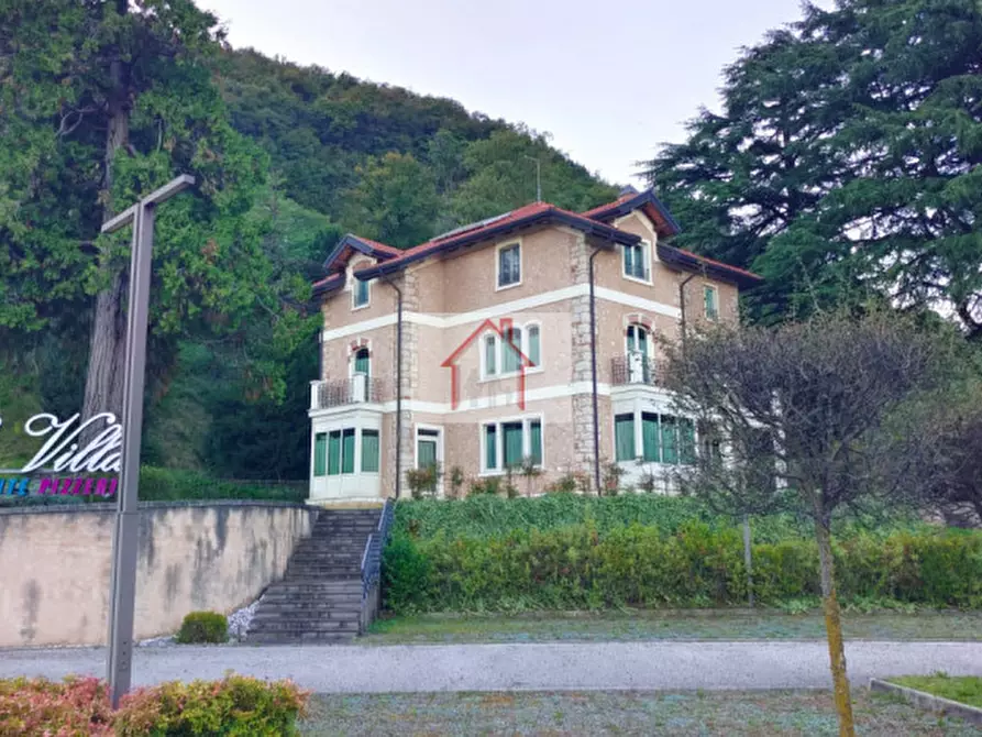 Immagine 1 di Villa in vendita  in Via Alessandro Rossi a Piovene Rocchette