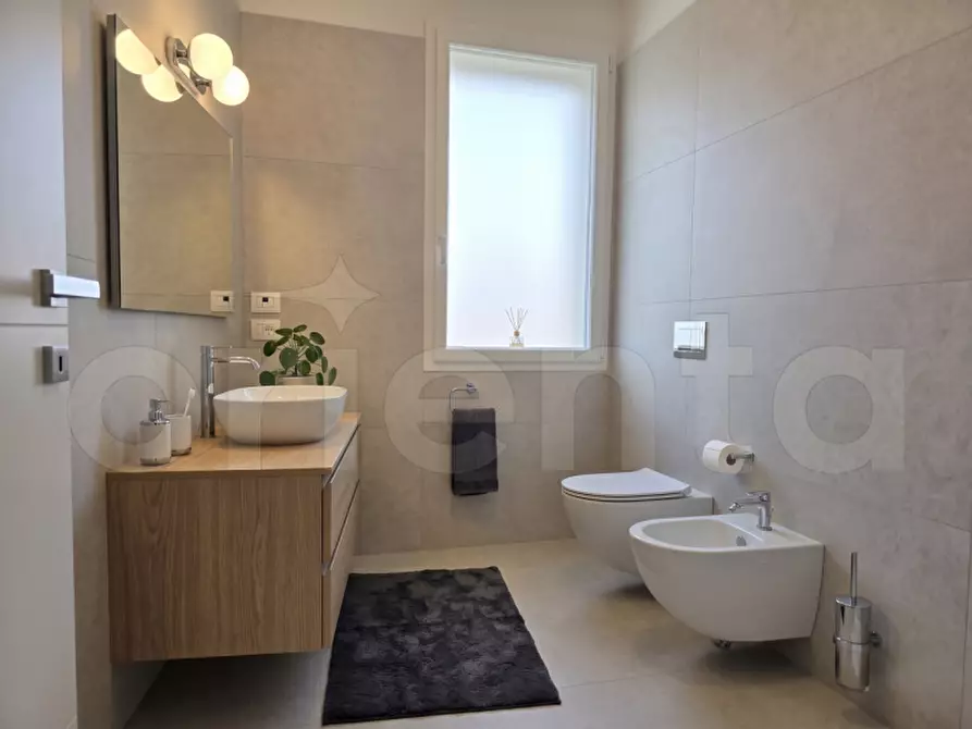 Immagine 7 di Appartamento in vendita  in Via Generale fratelli lechi 19 a Montichiari