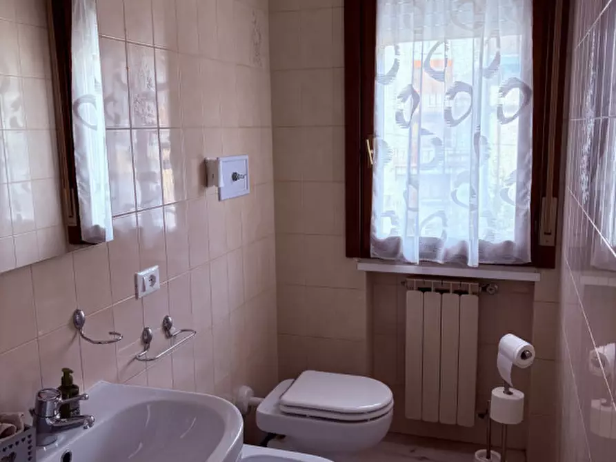 Immagine 11 di Appartamento in vendita  in Via Roma a Torrebelvicino