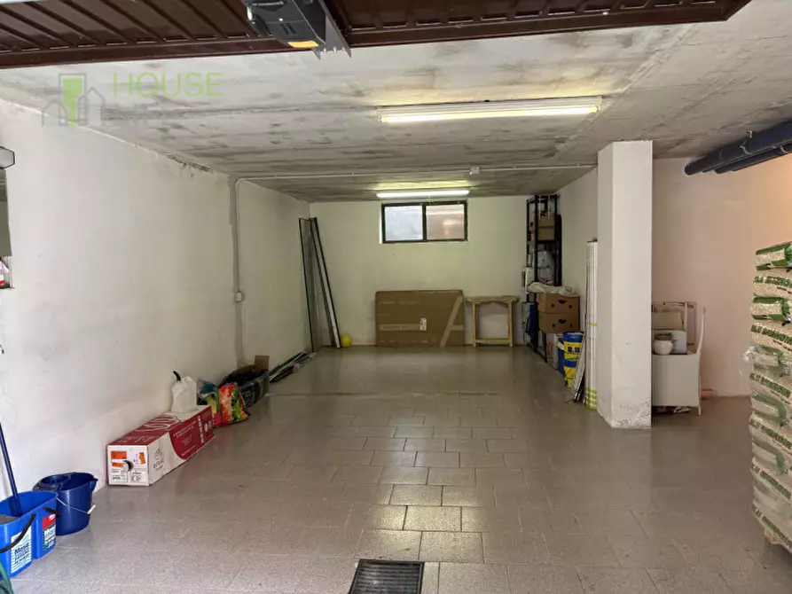 Immagine 12 di Appartamento in vendita  in Via Roma a Torrebelvicino