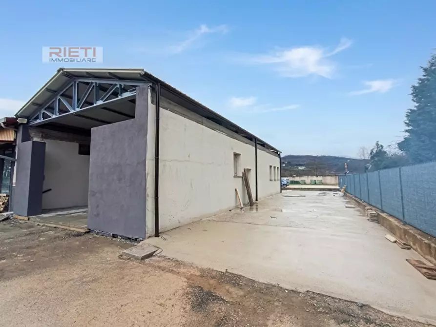 Immagine 5 di Negozio in affitto  in Via Marco Curio Dentato a Rieti