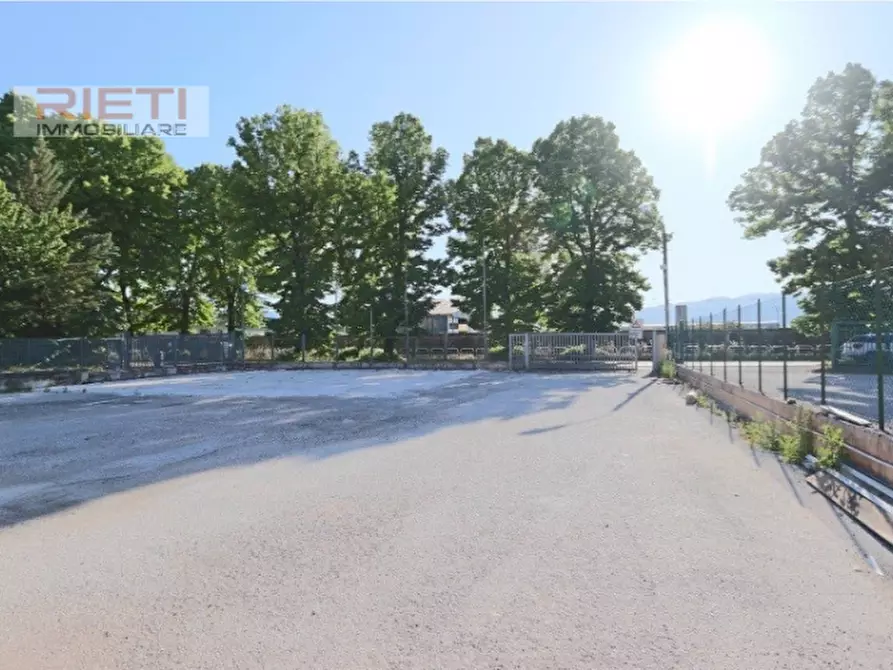 Immagine 6 di Negozio in affitto  in Via Marco Curio Dentato a Rieti