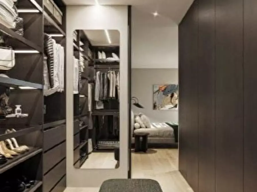 Immagine 11 di Loft/Open space in vendita  in CARPENEDO a Venezia