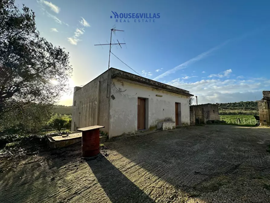 Immagine 7 di Rustico / casale in vendita  in contrada piana a Noto