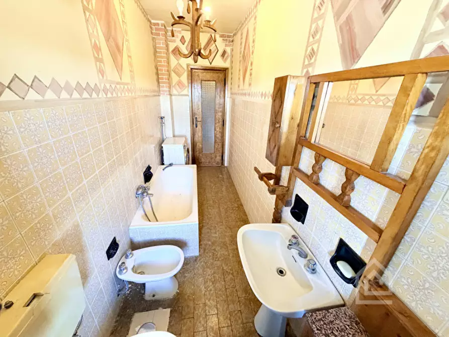 Immagine 15 di Appartamento in vendita  in Via Foglizzo 35 a Chivasso