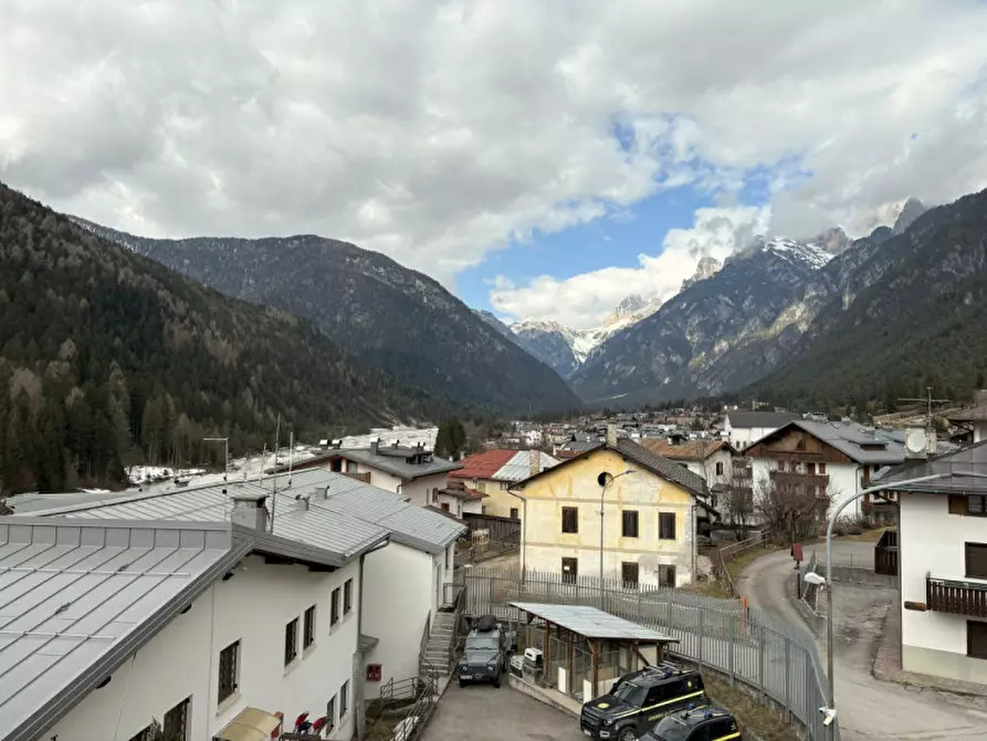 Immagine 25 di Appartamento in vendita  in Via Dolomiti a Auronzo Di Cadore