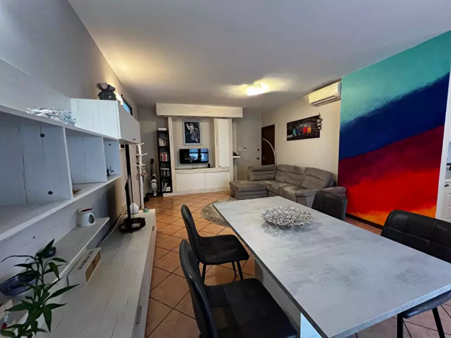 Immagine 12 di Appartamento in vendita  in Via Sabbioneta a Brescia