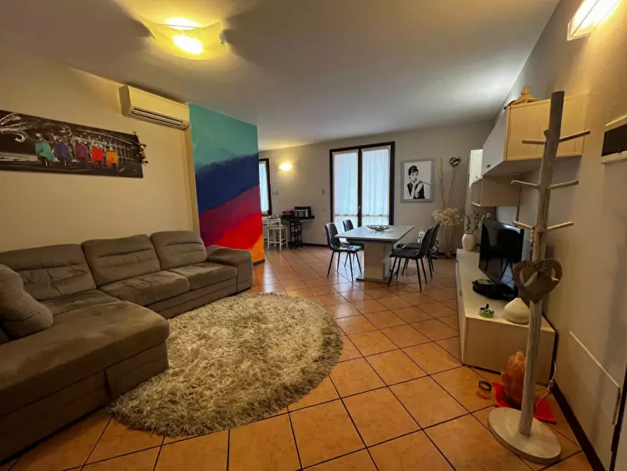 Immagine 13 di Appartamento in vendita  in Via Sabbioneta a Brescia