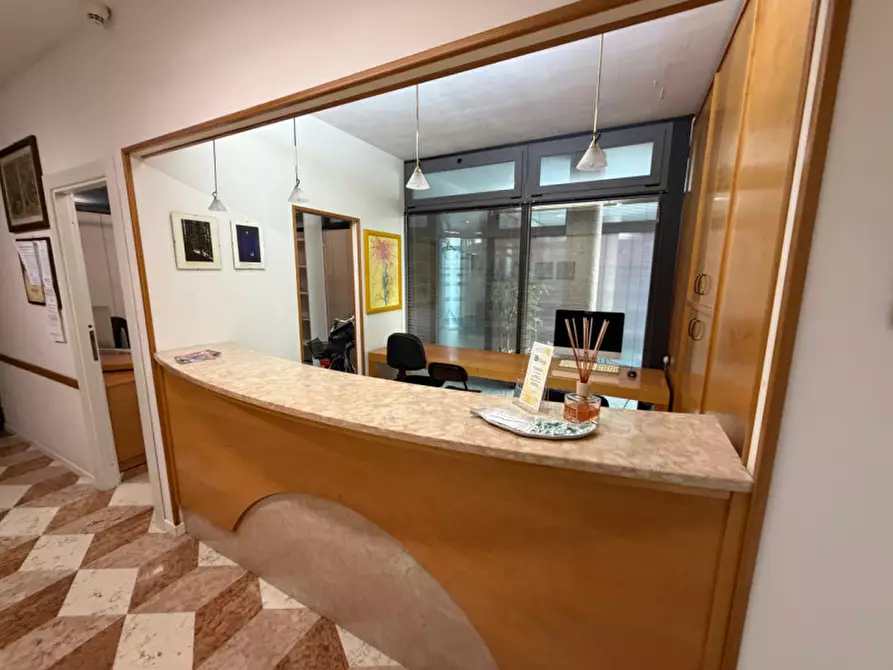 Immagine 1 di Ufficio in affitto  in Piazzale Teggia a Sassuolo