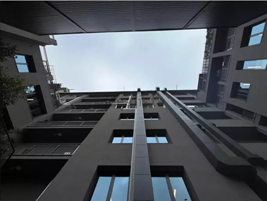 Immagine 24 di Negozio in vendita  in Bastioni di Porta Nuova 15 a Milano